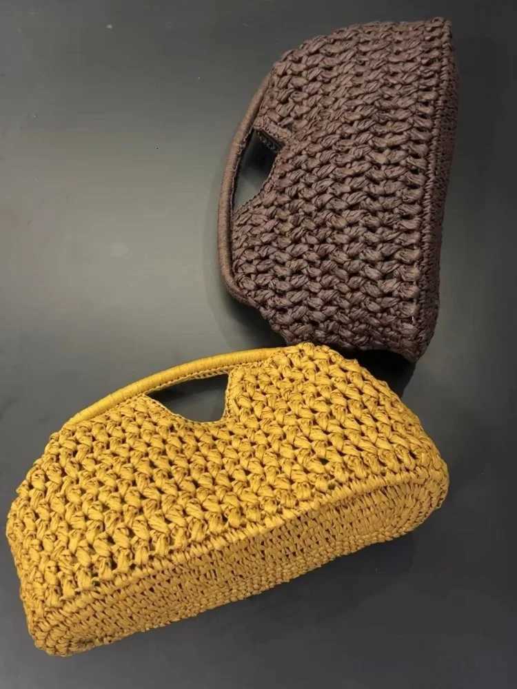 2025 Summer Women Straw Woven Handbags Leisure Boho Weaving Shoulder Bags Crossbody Bags Versatile Rattan Beach Woven Bag Purses Y250729