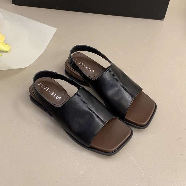 Genuine Soft Leather Flat Strap for Women Summer Outdoor 2025 New Simple French Style Open Toe Sandals
