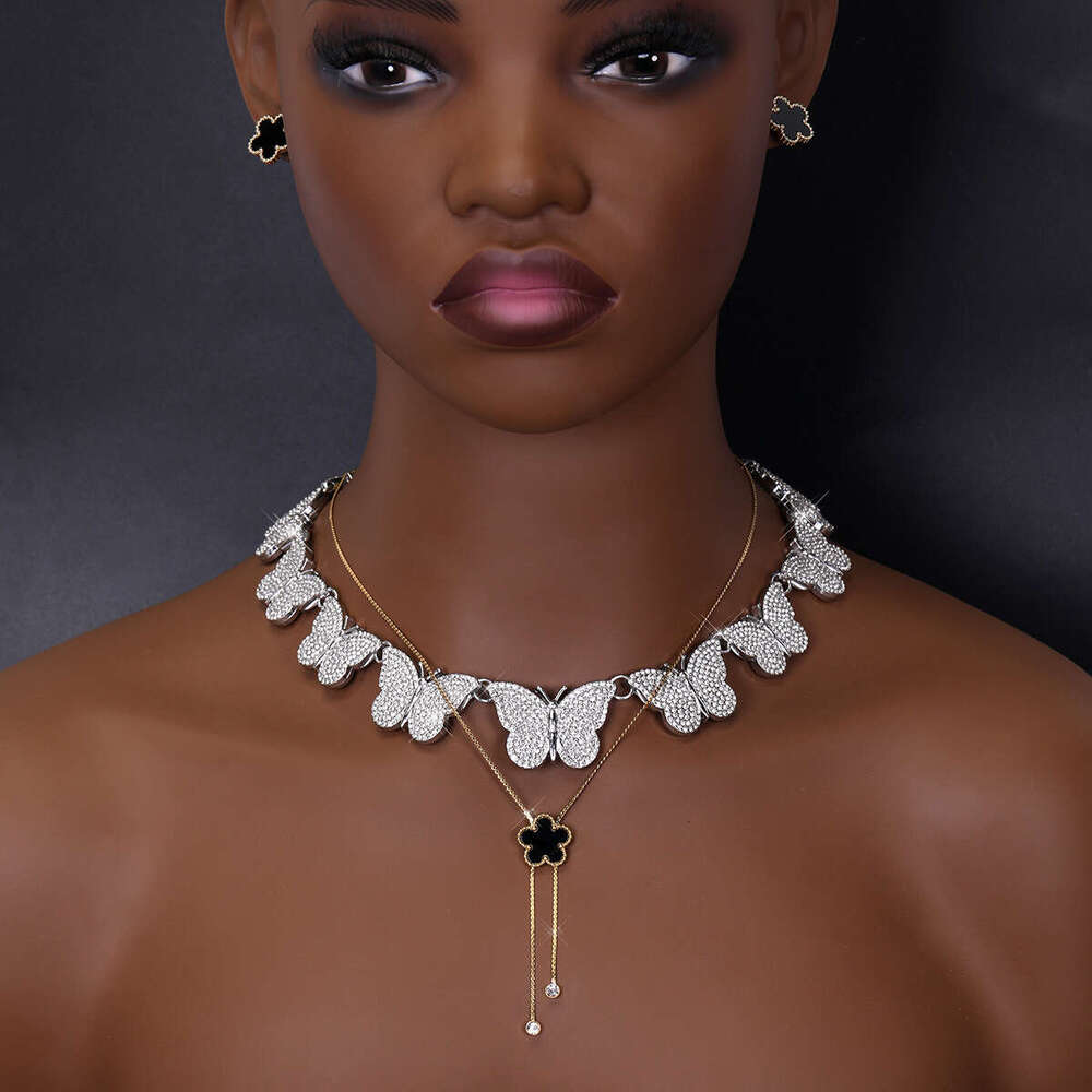 Hip-Hop Style Cuban Chain Necklace with Butterfly Inlay Plum Blossom Design for Women and Men Punk Trend