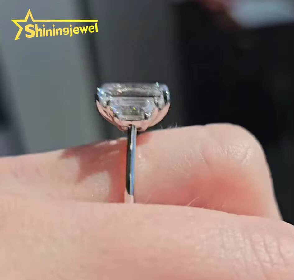 Luxury Jewelry Manufacturer Direct Custom Design Emerald Cut Lab Grown Diamond 10K 14K 18K Solid Gold Engagement Ring