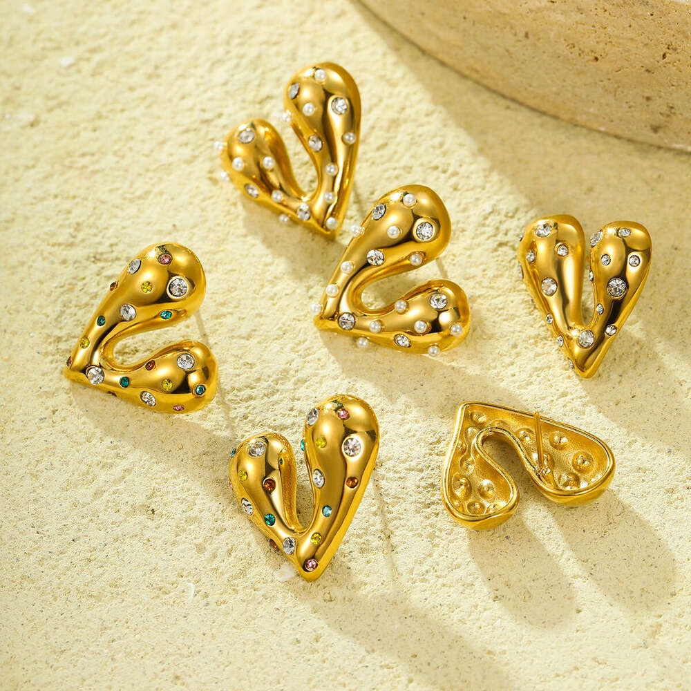 Stainless High-end Heart Deer Antlers Titanium Steel Stud Autumn Winter Fashion Light Earrings for Women