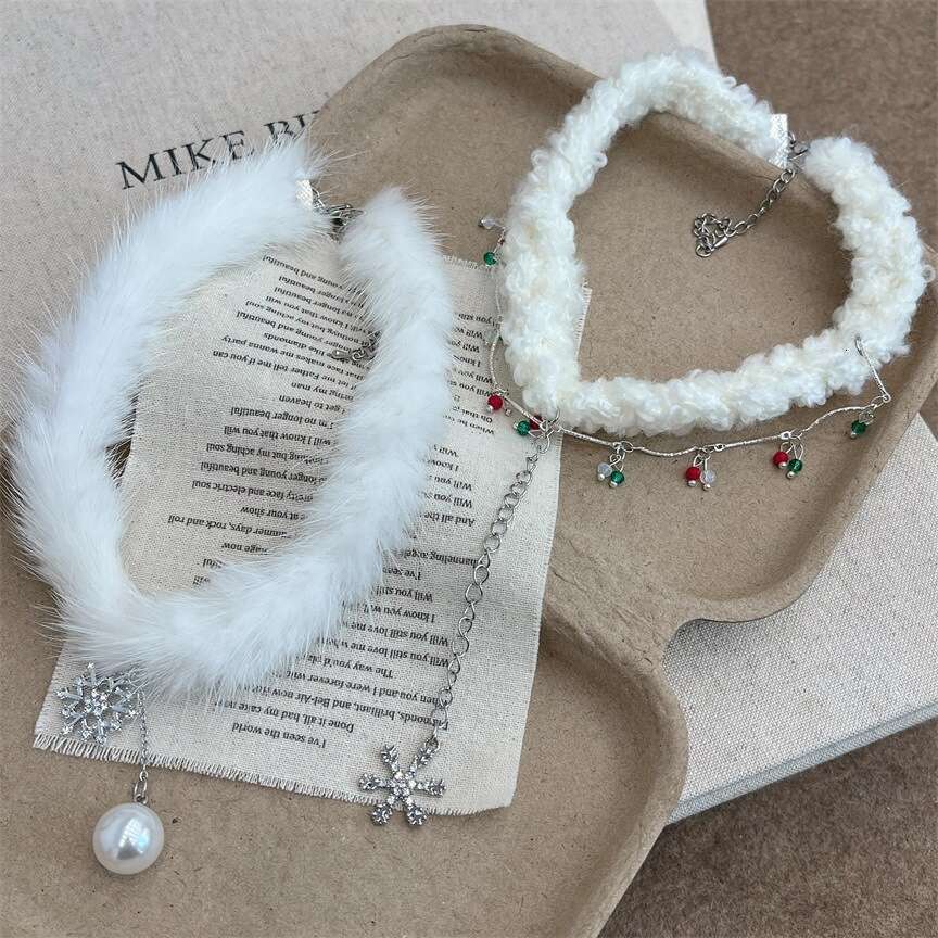 New Year Bowknot Plush Flower Snowflake Necklace Autumn Winter Atmosphere Choker Design Sense Light Temperament Collarbone Chain for Women fbc