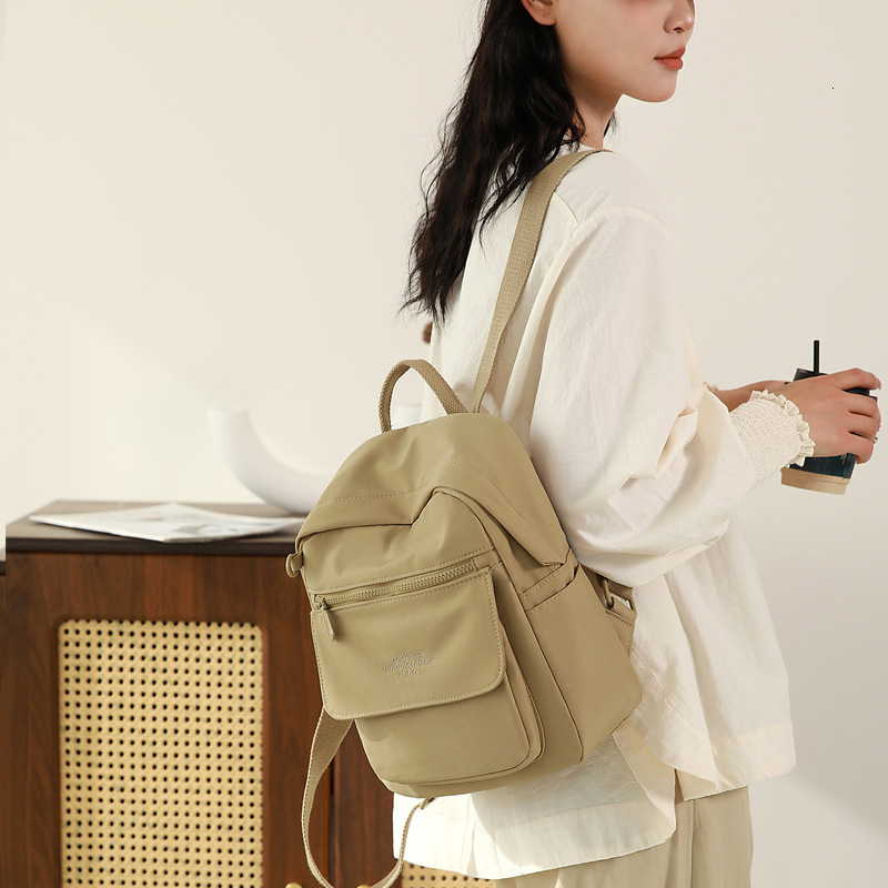 Colorful Fox New Women's Outdoor Casual Simple Small Backpack Versatile Fashion School Bag ddmymoon