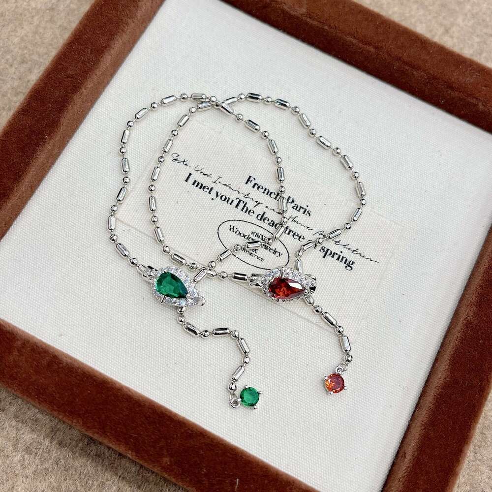 Niche French Style Super Fairy Snake Year Bracelet Emerald Zircon Light Trendy Fashionable Temperament 7a1