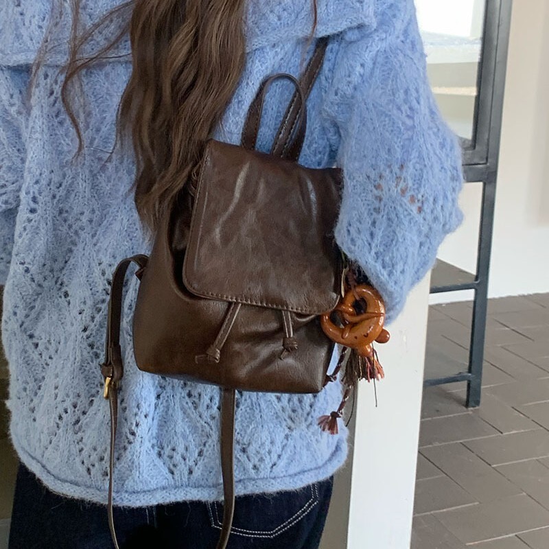 Designer Bag Brown Leather Texture Small Backpack Retro PU Soft Luxury Bag Leather Texture Versatile Shoulder Bag Commuting Versatile Small Backpack