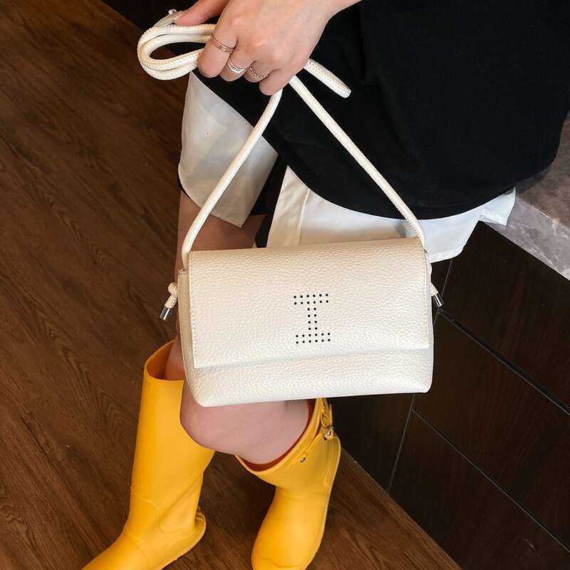 Niche Design Underarm 2025 New Trend Soft Leather Texture Handbag Shoulder Crossbody Bag for Women