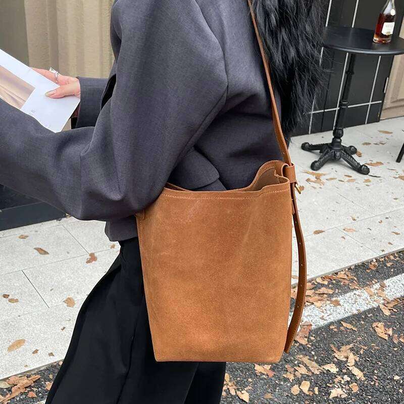 Luxury designer niche ladies matte suede split leather bucket shoulder crossbody portable wallet