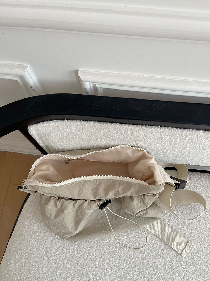 Designer Bag Nylon Bag Summer 2025 New Trend Korean Casual Tote Bag Versatile Luxury Bag Shoulder Crossbody Bag Saddle Bag Tote Bag