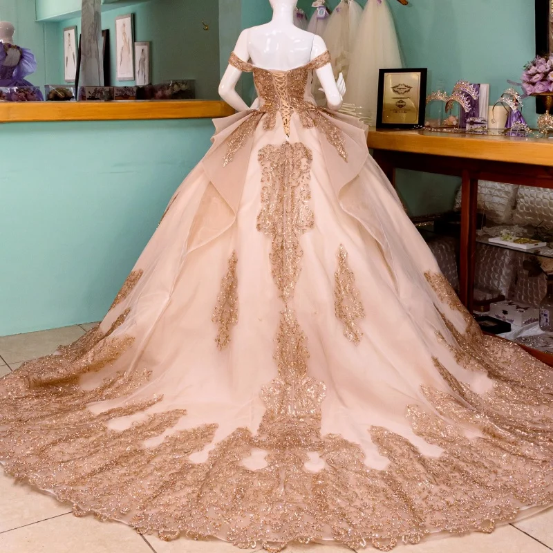 Champagne Shiny Quinceanera Dresses Off The Shoulder Sequin Applique Lace Beading Vestidos De 15 Anos Princess Sweet 16 Dress