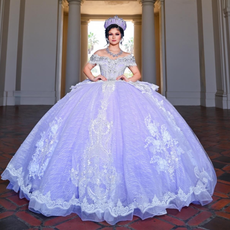Lavender Quinceanera Dresses Off The Shoulder Applique Lace Beading Crystal Tull Ball Gown Vestidos De 15 Anos Sweet 16 Dress