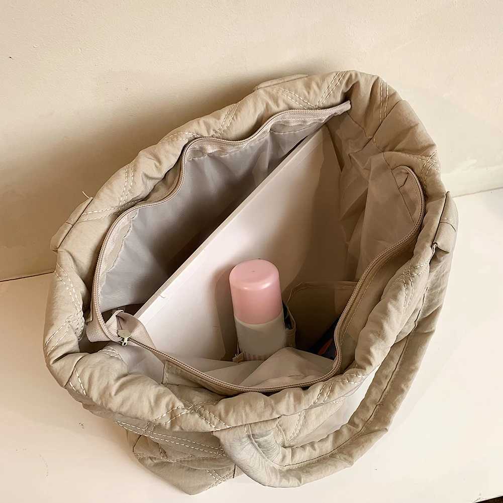 Ladies Diamond Lat Bag Large Capacity Padding Top Handle Bag Solid Color Quilted Padded Bag Stylish Shopping Bag Y250730