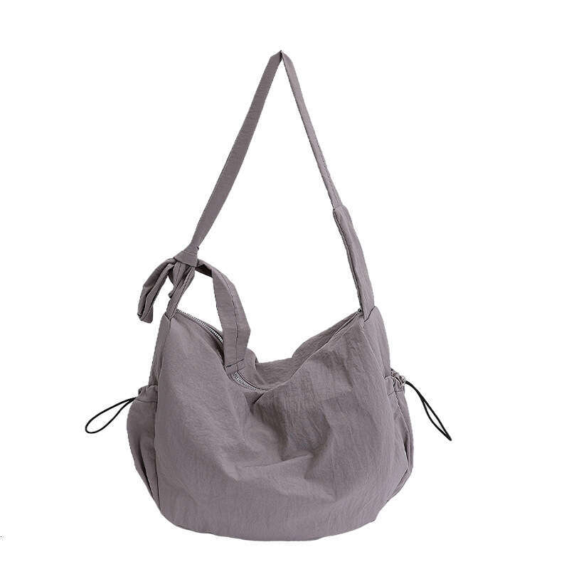 2025 Lightweight Niche Design Tote Crossbody Simple Fashion Waterproof Lazy Style Relaxed Feel Shoulder Bag