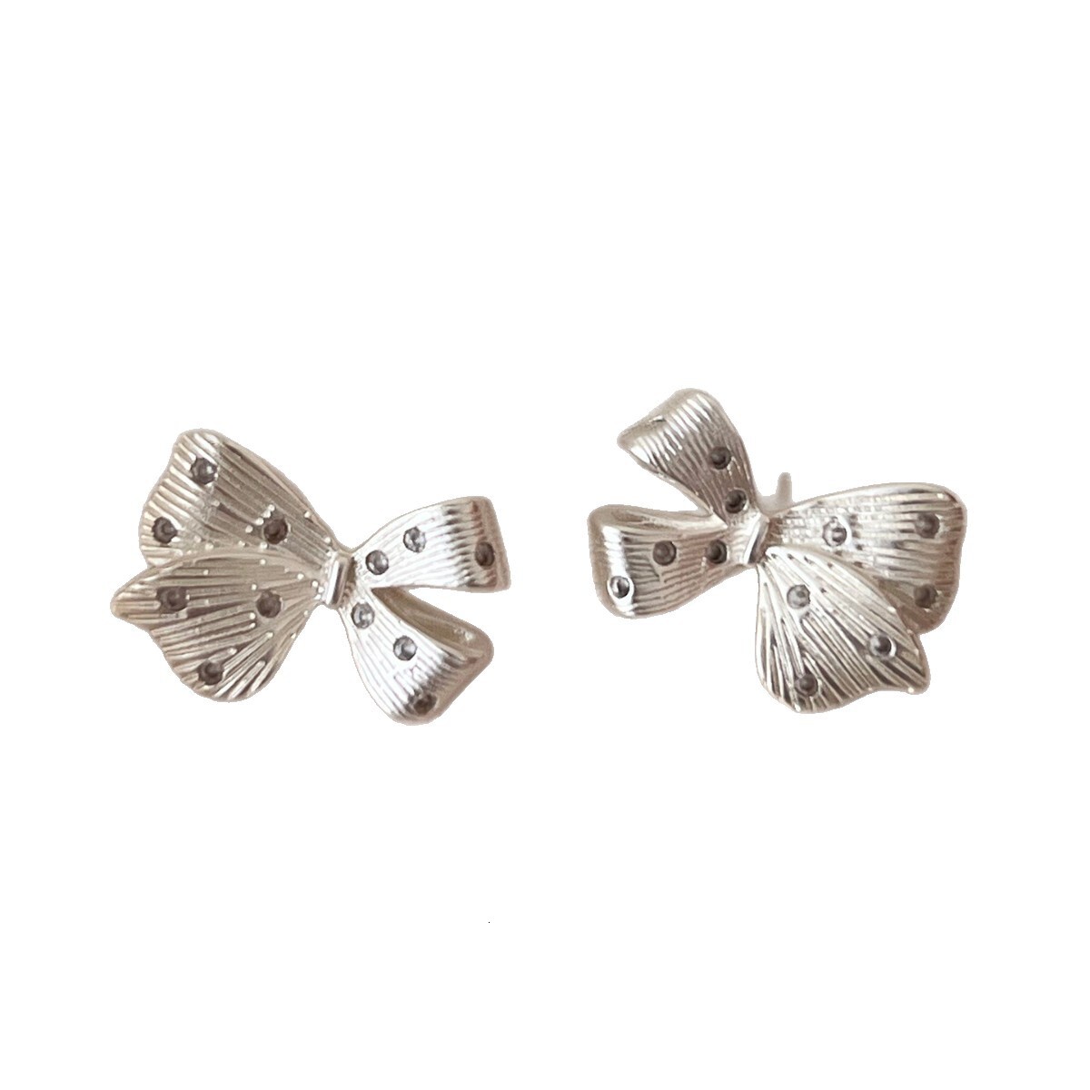 Sier Needle Inlaid Dia Bowknot Fashion Simple Sweet Versatile Elegant Earrings Light High-end Feel Ear Jewelry