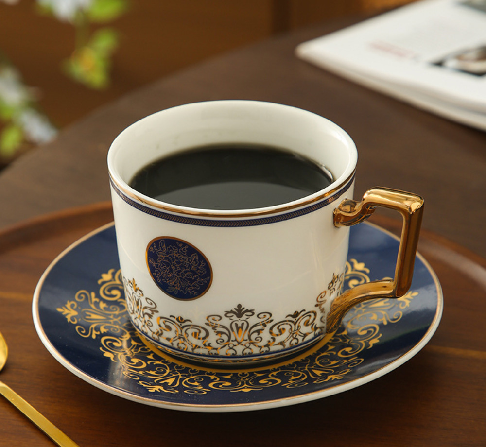 Coffee Machine Cup High-End Exquisite Cup and Saucer Set English Afternoon Tea Set Luxury Sense Niche Ceramic Gift 250730