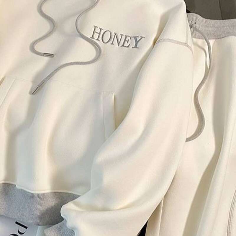 Women's Clothing Autumn Fashion Sports Leisure For Women 2023 New Style Loose Slim Hooded Sweater Trousers Two Piece Suit