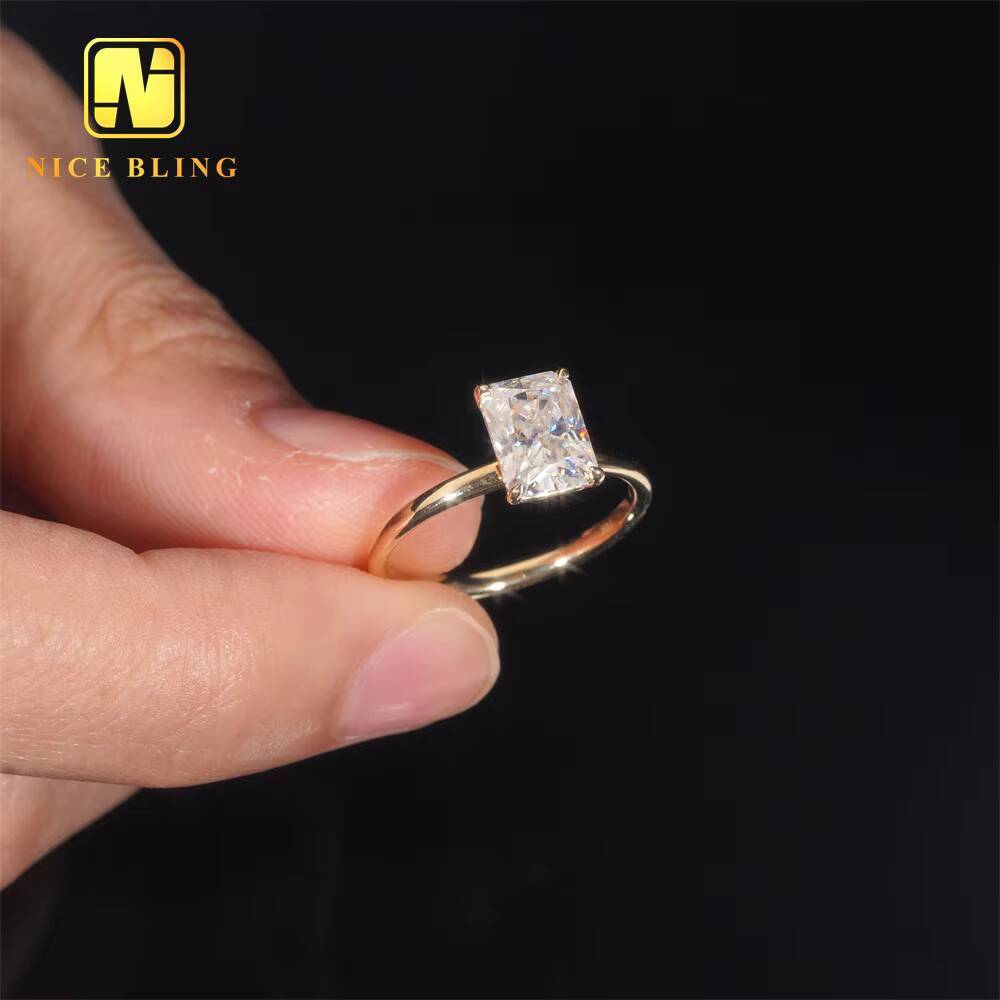 Fashion Luxury VVS Moissanite Wedding Ring 14K Gold Radiant Cut Ring VVS Moissanite Engagement Ring for Women