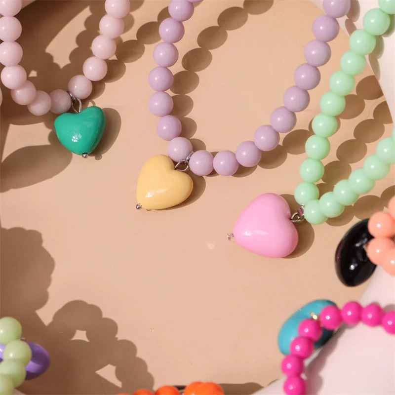HANGZHI Color Beaded Chain Resin Heart Pendant Necklace For Women Girls Trendy Clavicle Chain Delicate Jewelry Gift 250729
