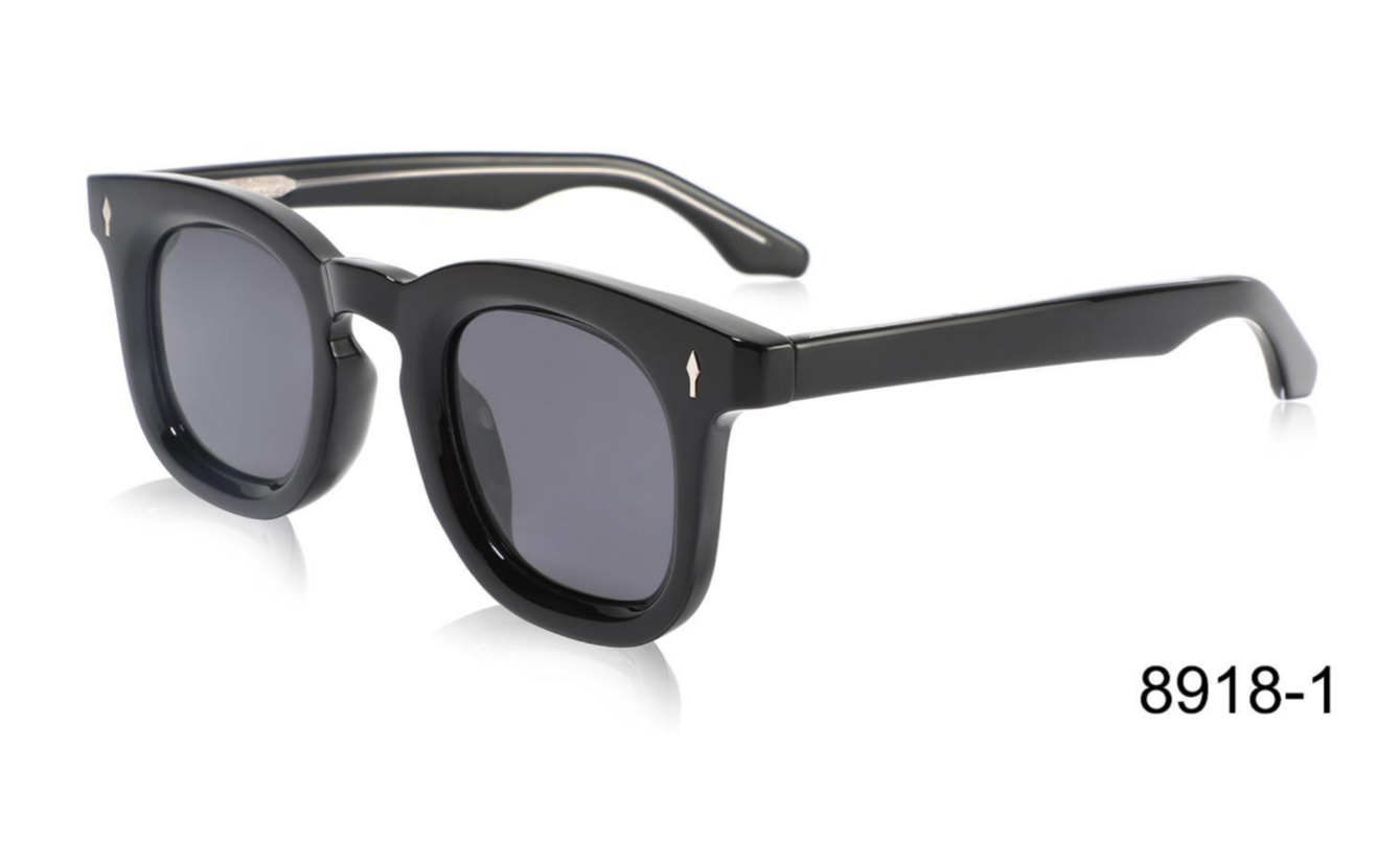 Designer sunglasses luxury glasses for women high quality frame men daily outfit radiation protection white blue minimalist temple shatterprppf lenses