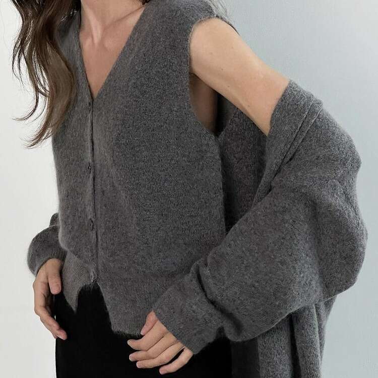 Spring And Autumn New Knitted Two-Piece Set Vest Long Sweater Cardigan Women's OL Suit B5