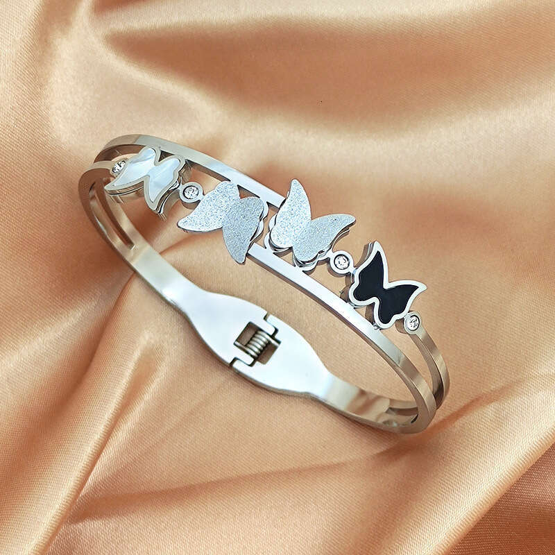 Xiyin Fashion Korean Version Titanium Steel Butterfly Simple Bracelet Spring Open Non-Fading Jewelry