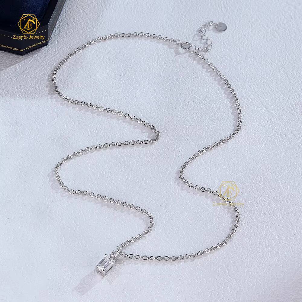 High Quality 925 Silver Moissanite Necklace for Women 0.8CT 4x6mm Emerald Cut Fashion Jewelry