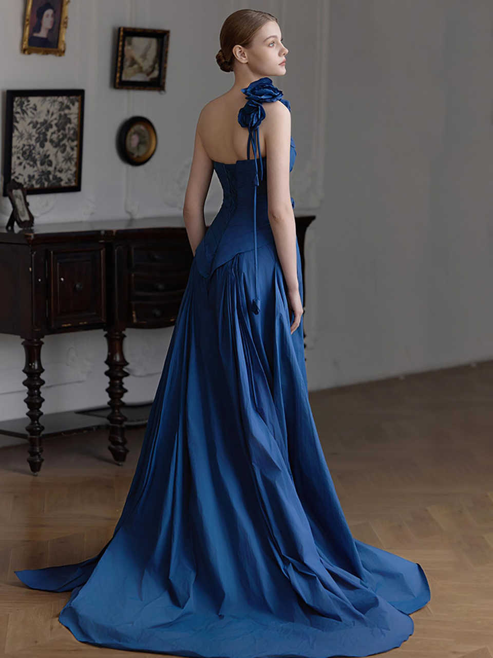 Bling Elegant Prom Dresses One Shoulder 3D Floral Appliques Sleeveless Lace-Up Court Gown Floor-Length Custom Made Formal Party Dress Vestido De Noite