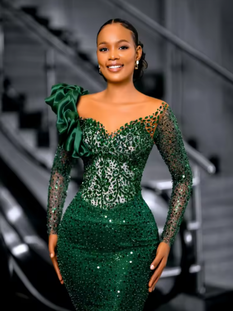Green Evening Dresses Customized Sparkly Crystal Beadeds Birthday Dress African Prom Reception Dresses Formal Gown