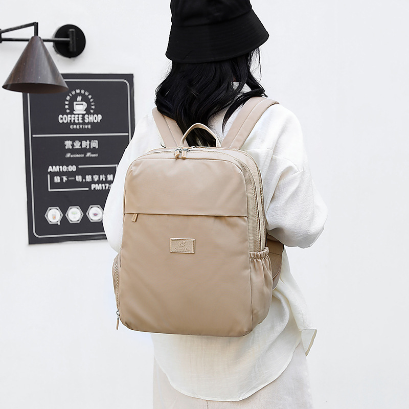 Colorful Fox Large Capacity Unisex Outdoor Casual Multi-layer Gym Backpack Water-resistant ddmymoon