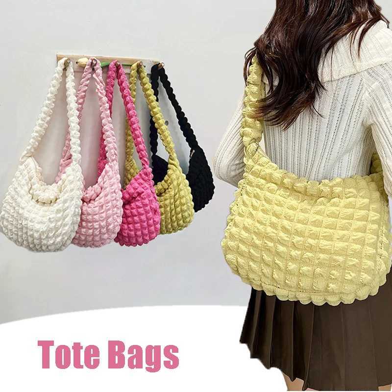 Crossbody Solid Color Shoulder Bag Large Capacity Tote Bag Underarm Bags Quilted Padded Fi Pleated Shoulder Bags for Women Y250730