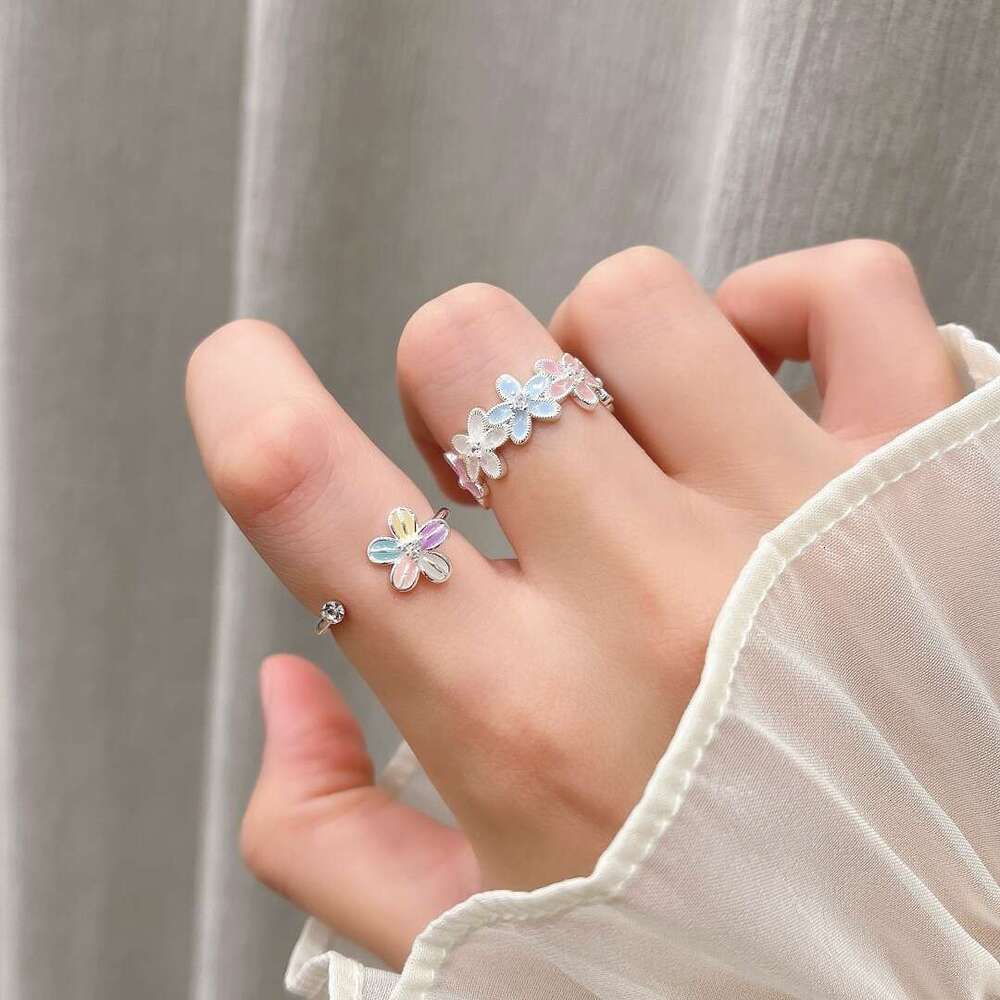2025 Spring New Fresh Hollow Enamel Open Flower Ring Niche Design Sweet Style Simple Elegant Jewelry fc6