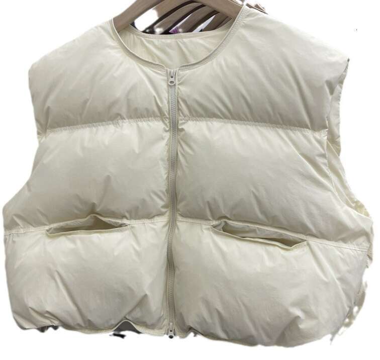 Designer Clothing 2025 Duck Sleeveless Down Jacket Women New Winter Loose Short White Vest Adjustable Zipper Up Warm Casual Solid Puffer Coat