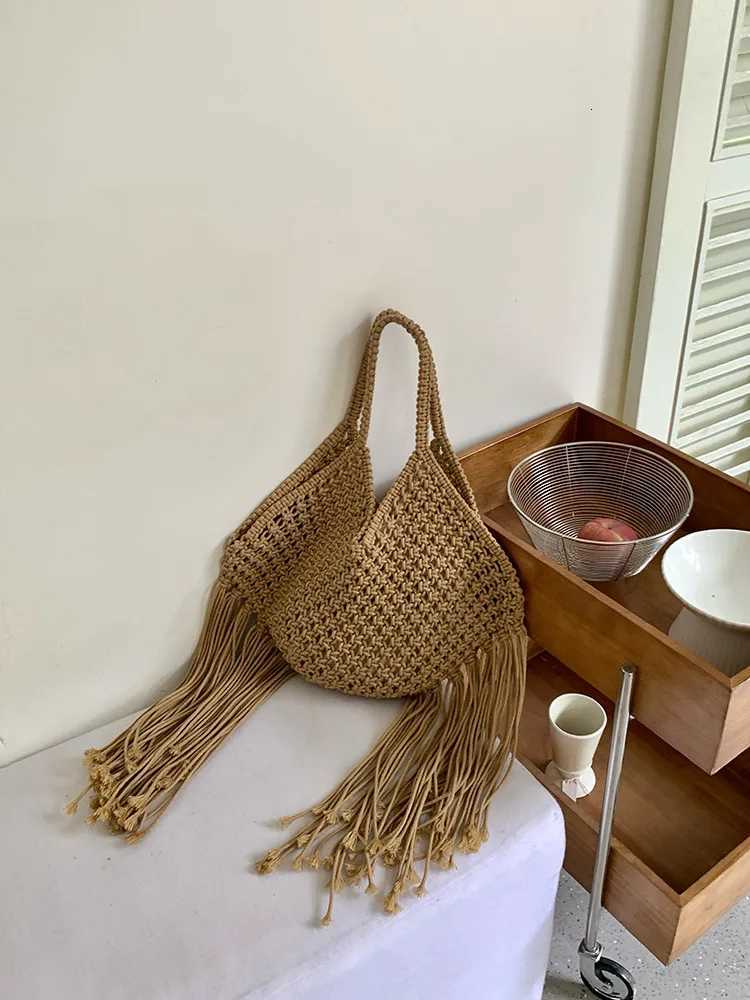 Straw Weave Tassel Tote Summer Beach Bags for Women 2023 Large Capacity Fashion Shoulder Bag Lady Handbags and Purses Y250729