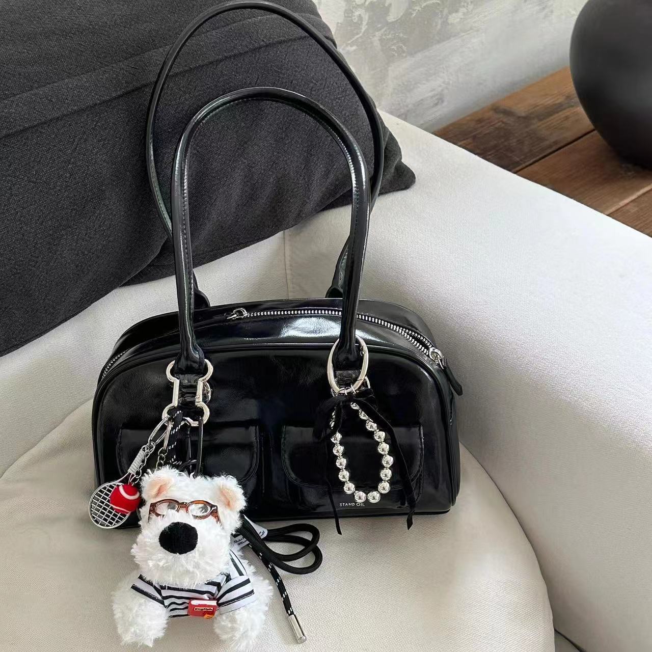 2025 designer's new Korean style large capacity retro bowling handbag shoulder bag