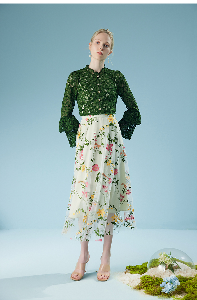 2025 Green Lace Long Flare Sleeves Floral Mesh Short Jackets Going Out Tops for Women Fashion Fall Evening Wear Stand Collar Lace Women Outfits 611229