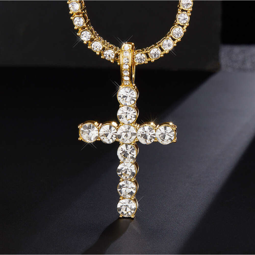 Inlaid Dia Cross Pendant Alloy Rhinestone Hip-Hop Trendy Personality Simple Necklace
