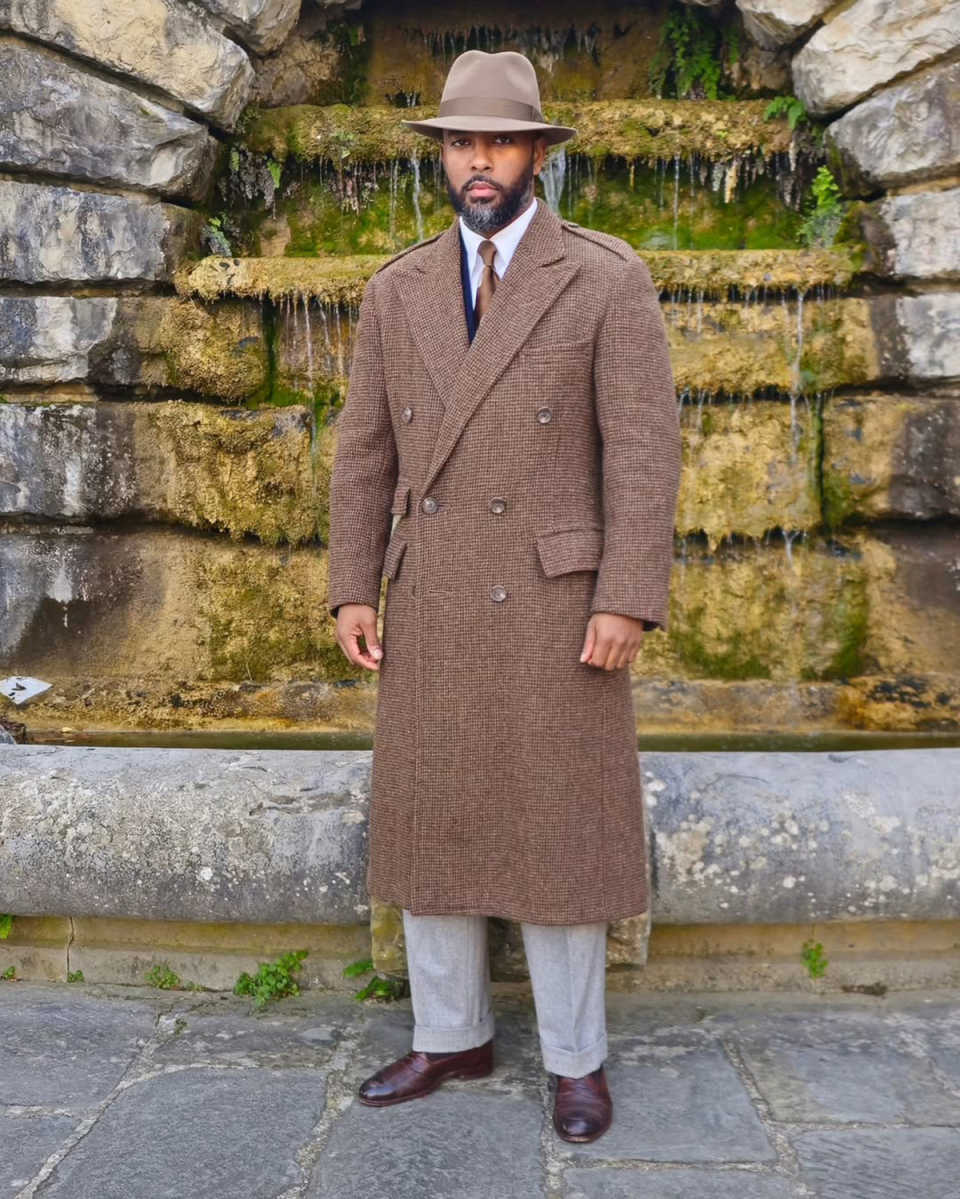 Handsome One Piece Formal Men Suits Wedding Tuxedos Wool Long Coat Men Jacket Double Breasted With Peaked Lapel Blazer Business Custom Made