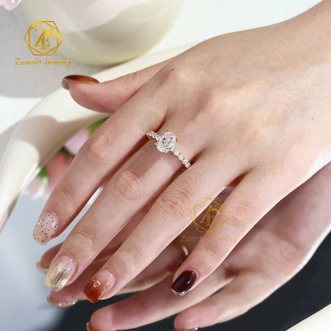 IGI Certified Lab-Grown Diamond Ring 1CT 1.5CT Oval Cut 14K Yellow Gold Eco-Friendly Engagement Ring for Women