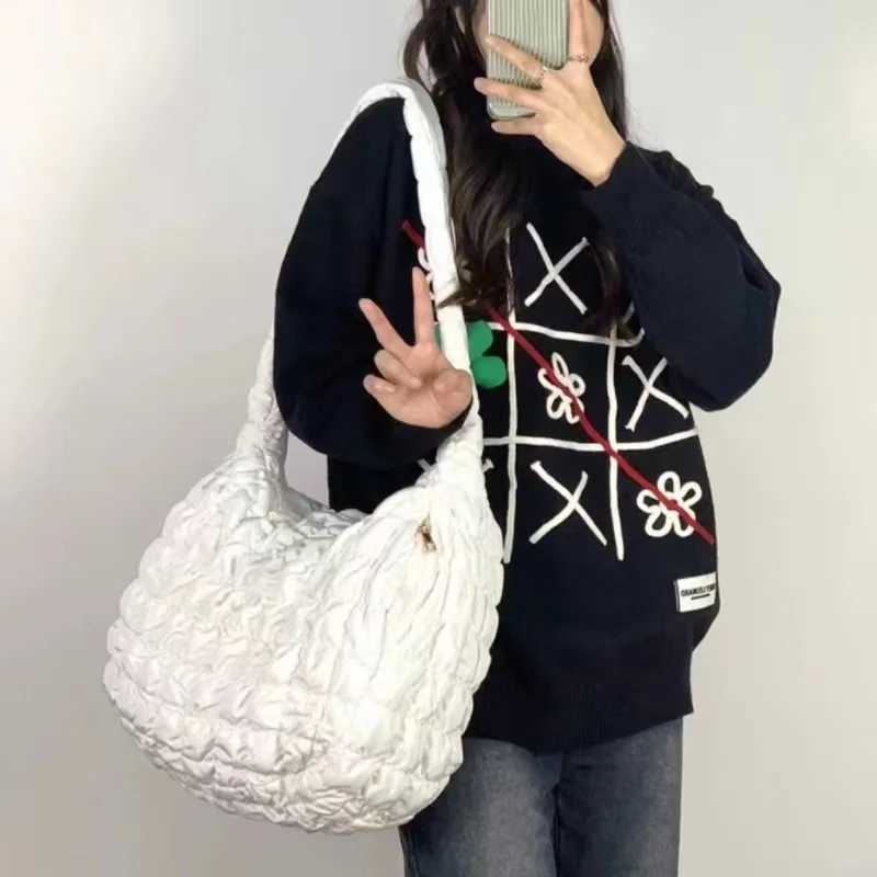 2K Style Casual Ruched Oversi Wen Shoder Bags Quilted Padded Crossbody Bag Large Capacity Nyl Tote Big Shopper Purses Y250730