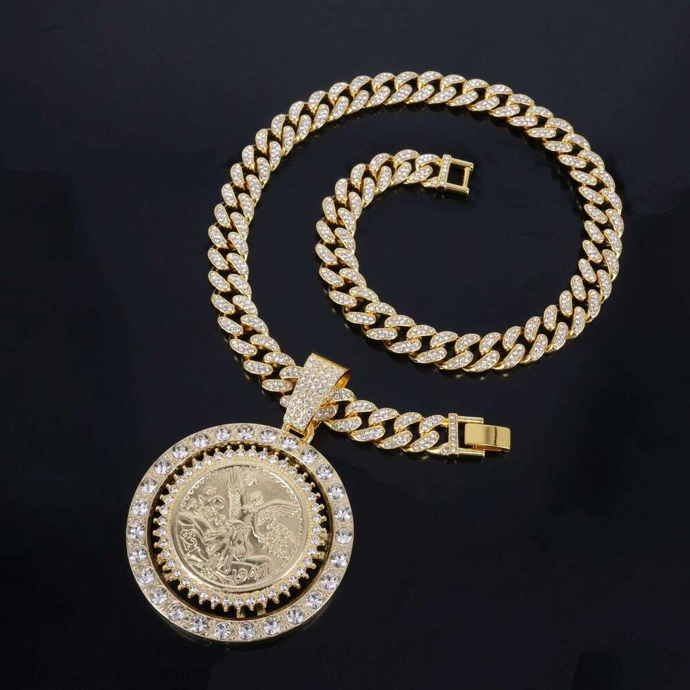 Cool Rotatable Statue of Liberty Full Dia Pendant Versatile Hip-Hop Men's Jewelry Necklace