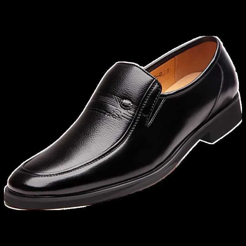 2023 Mens Leather Formal Shoes Luxury Brand Mens Loafers Dress Breathable Slip-on Black Driving Shoes Plus Size 38-44 Y250730