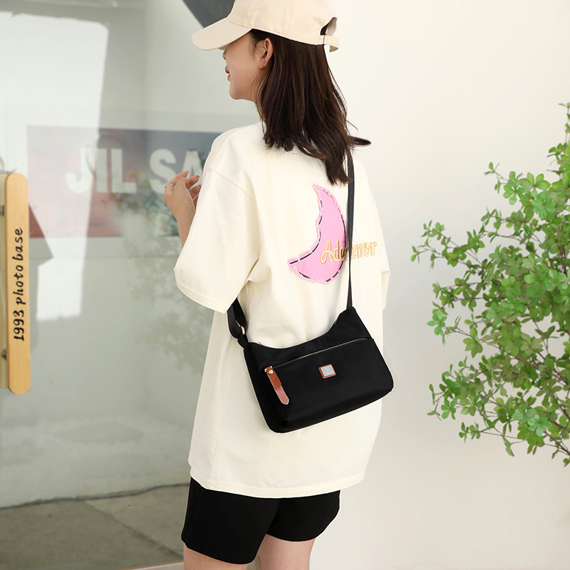 Colorful Fox New Women's Saddle Korean Fashion Trendy Shoulder Phone Key Coin Crossbody Bag ddmymoon