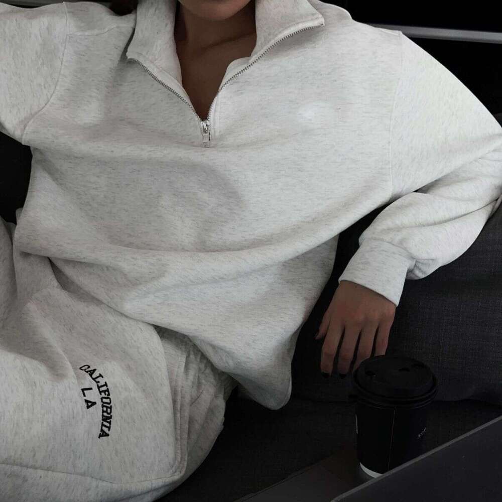 Autumn Winter New Fleece Lined Half-Zip Turn-Down Collar Sweatshirt 30% Cotton Casual Sports Style Top For Women B5