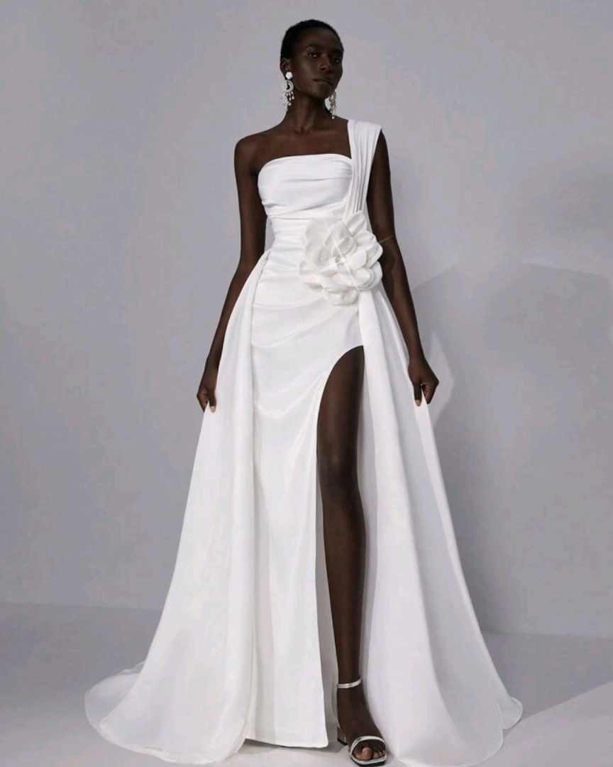 Classic Wedding Dress Mermaid Gowns Sleeveless One Shoulder 3D Appliques Floor-Length Formal Bridal Gowns Plus Size Customized Vestido de novia