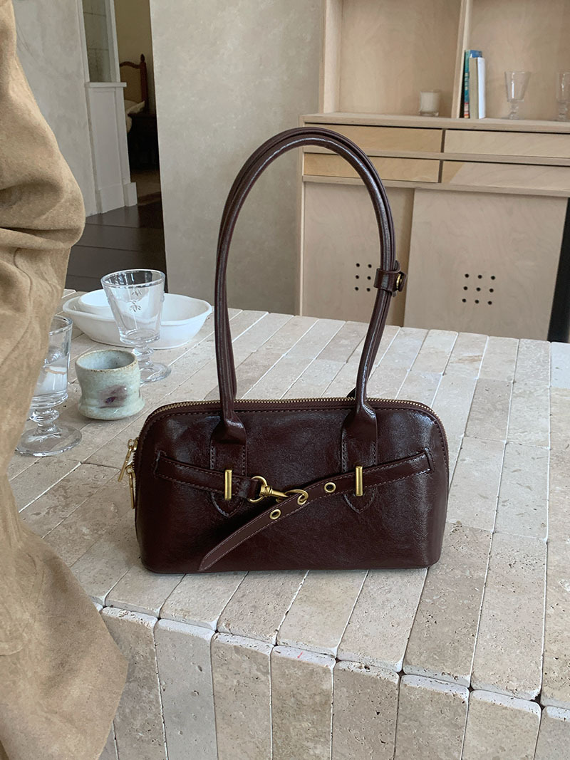 Designer Bag Vintage Handheld Commuter Luxury Bag Bag For Women, Autumn 2025 New Trend Korean Style Niche Underarm Bag, Large Capacity Bowling Ball Ba