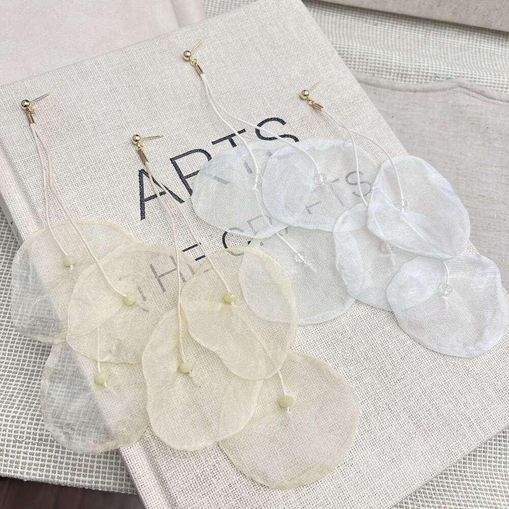 TikTok Light Elegant Beach Vacation Style Earrings Atmosphere Yellow and White Transparent Petal Shape e2f