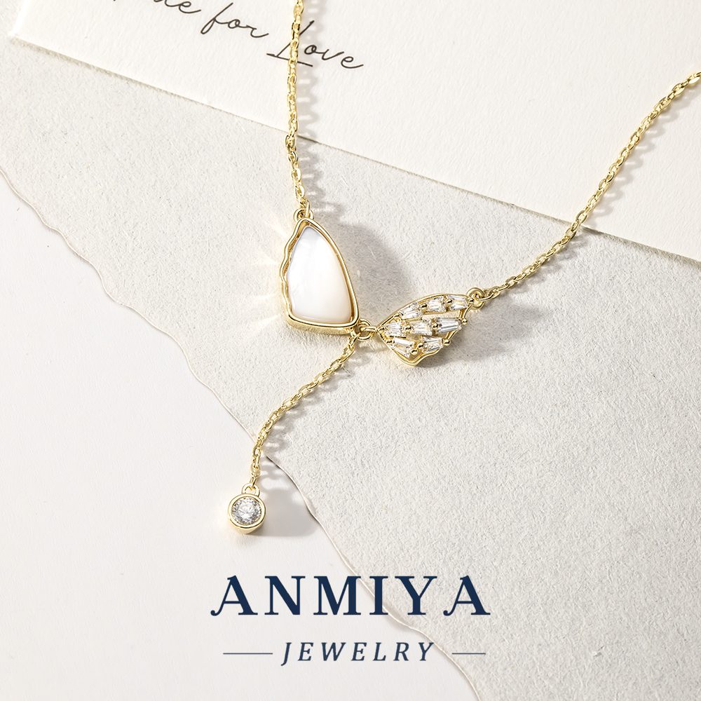 925 Sterling Silver Gold-Plated Butterfly Necklace Cubic Zirconia Elegant Minimalist Design Trendy Link Chain Unisex Daily Wear