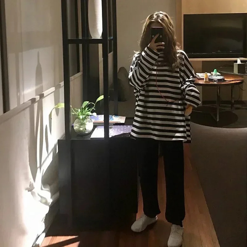Spring Autumn Women Harajuku Striped TShirt Long Sleeve ONeck TShirts Korean Casual Oversized Femme Black Tops 250729