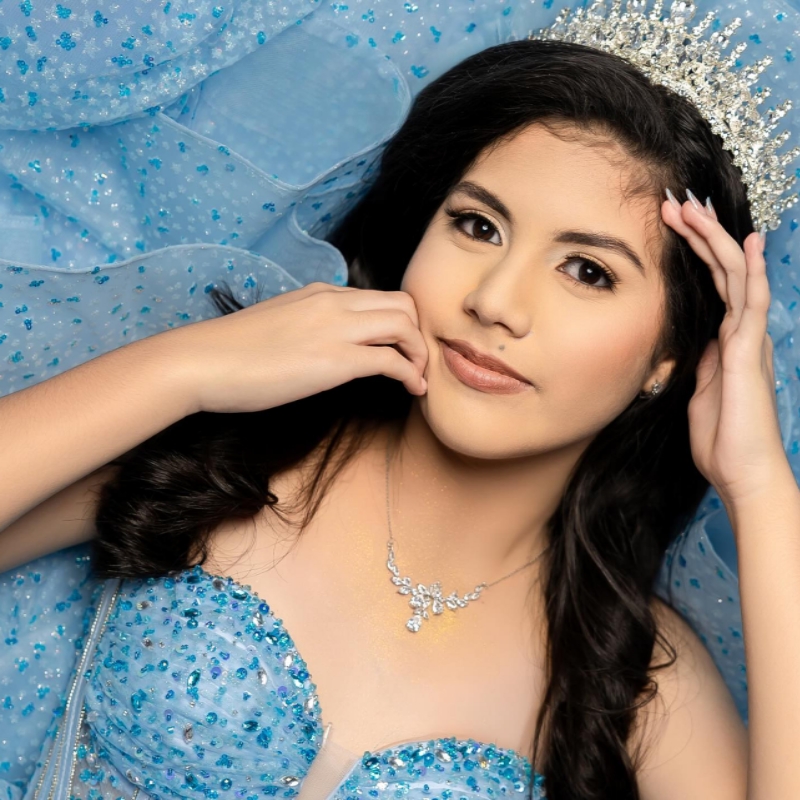 Sky Blue Shiny Quinceanera Dresses Off The Shoulder Beading Crystal Bow Tull Corset Ball Gown Vestidos De 15 Anos Sweet 16 Dress