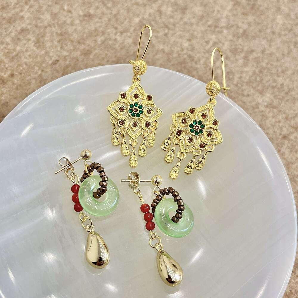 Golden Rhombus Tassel Ethnic Style New Year Good Luck Niche High-end Light Wealth Exquisite Women's Earrings 732