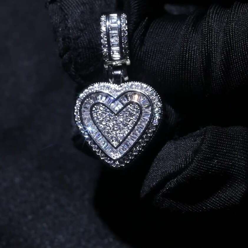 Popular Rock Candy INS Style Light Copper Inlaid Zircon Heart Pendant Necklace Hip Hop